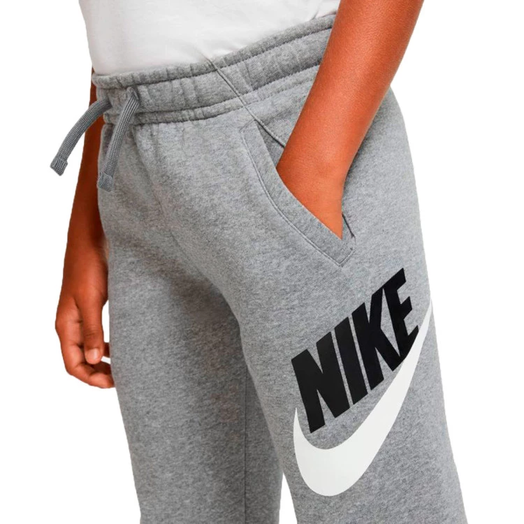 pantalon-largo-nike-sportswear-club-futura-jorgger-nino-carbon-heather-smoke-grey-2