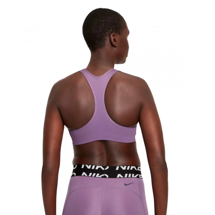 sujetador-nike-top-swoosh-mujer-purple-1