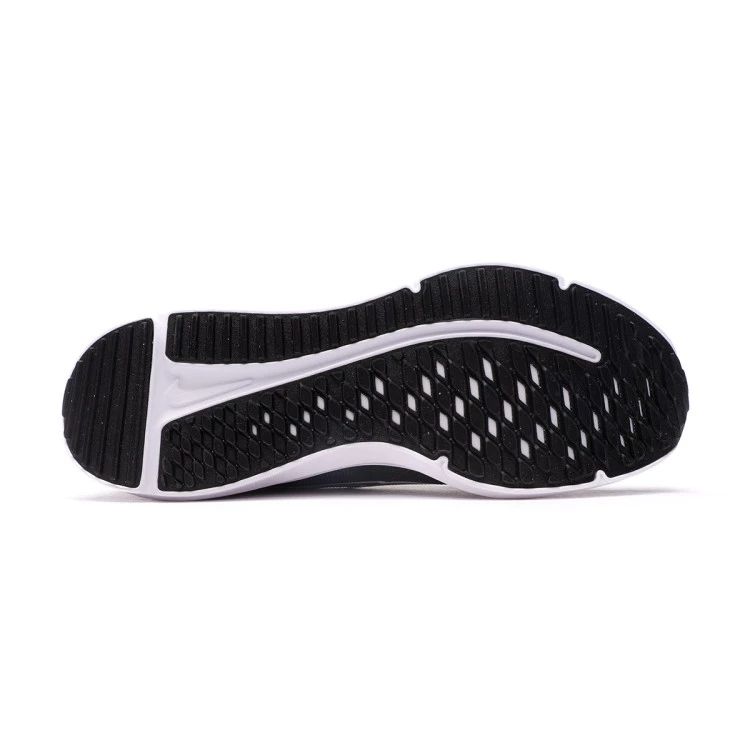zapatilla-nike-downshifter-12-black-white-dark-smoke-grey-3