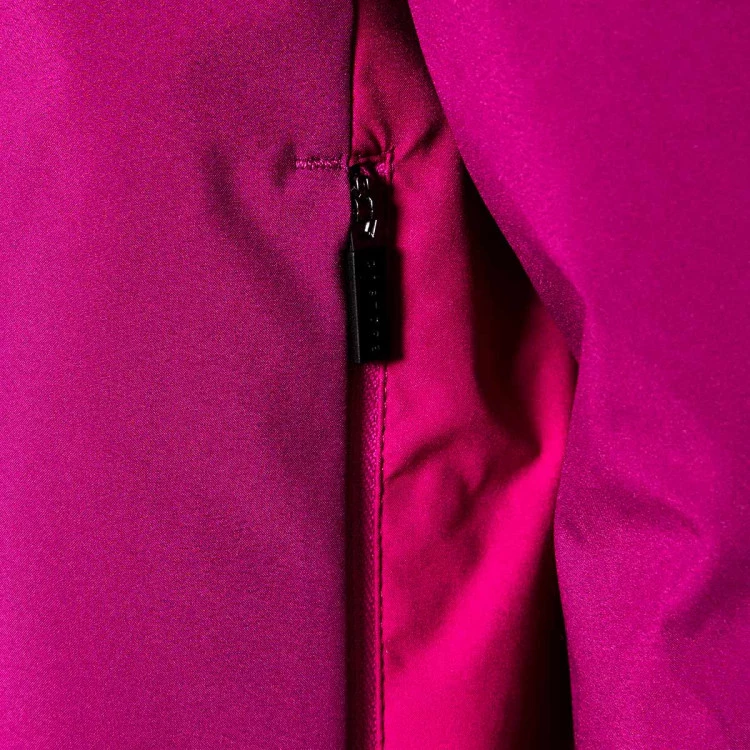 chaqueta-castore-sevilla-fc-training-2023-2024-magenta-purple-festival-fuschia-4