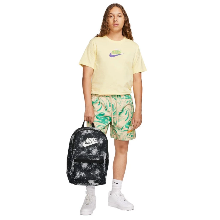 mochila-nike-heritage-white-black-summit-white-1