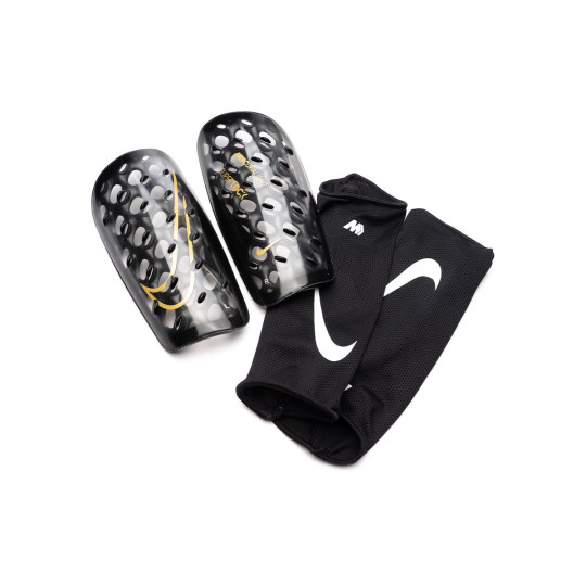 parastinchi nike mercurial flylite