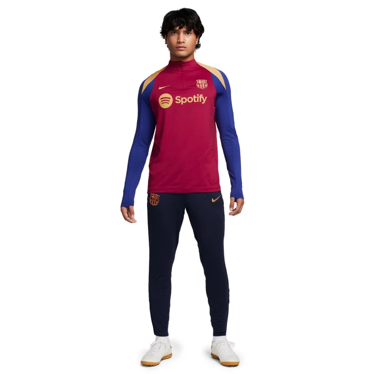 sudadera-nike-fc-barcelona-training-2023-2024-noble-red-deep-royal-blue-club-gold-2