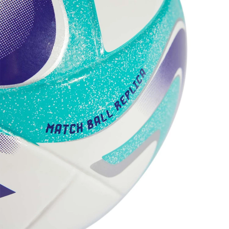 balon-adidas-queens-league-whitepantonblack-3