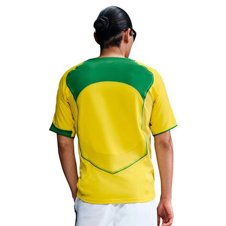 camiseta-nike-brasil-edicion-especial-reissue-opti-yellow-apple-green-apple-green-1