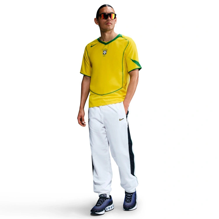 camiseta-nike-brasil-edicion-especial-reissue-opti-yellow-apple-green-apple-green-6