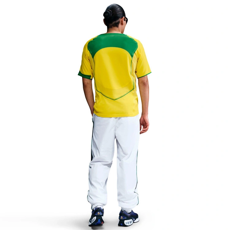 camiseta-nike-brasil-edicion-especial-reissue-opti-yellow-apple-green-apple-green-7
