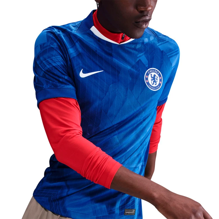 camiseta-nike-chelsea-fc-primera-equipacion-2025-2026-rush-blue-white-speed-red-white-full-sponsor-5