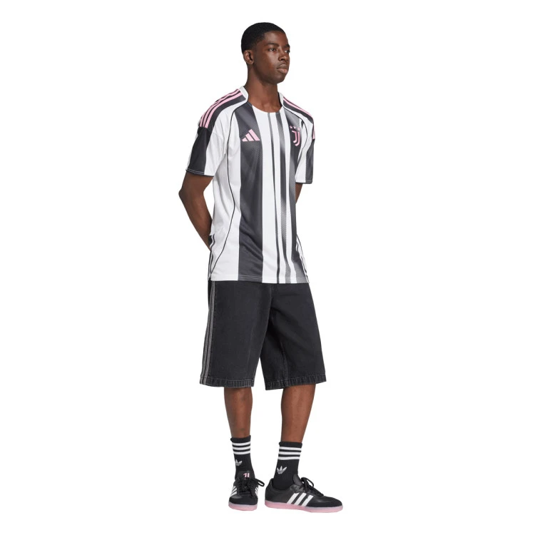 camiseta-adidas-juventus-primera-equipacion-2025-2026-white-black-2
