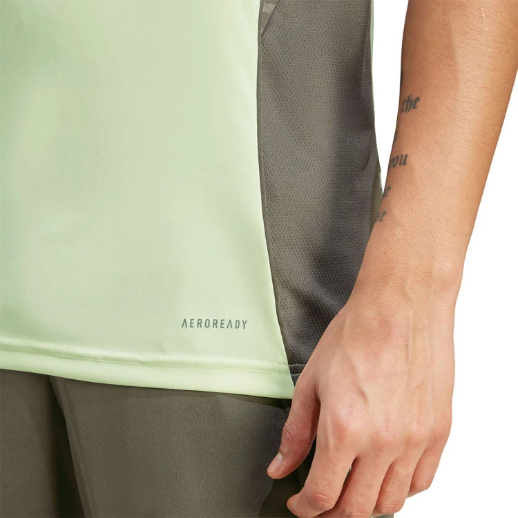 camiseta-adidas-real-madrid-training-2025-2026-almost-lime-3