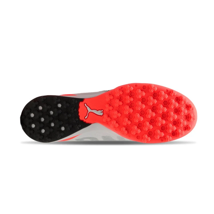 bota-puma-king-match-turf-white-silver-glowing-red-3
