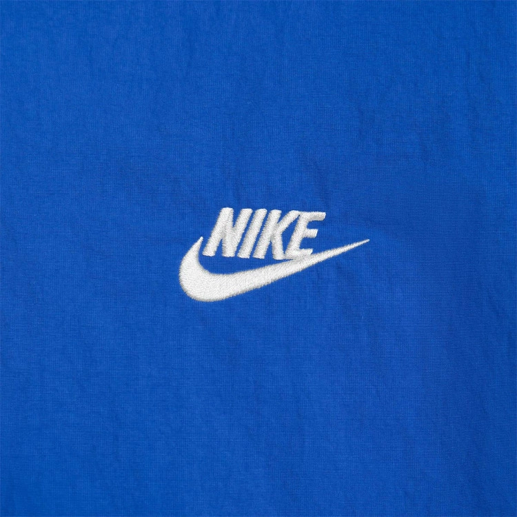 chaqueta-nike-club-woven-game-royal-obsidian-white-white-3
