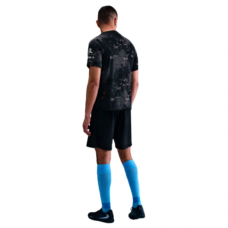 camiseta-nike-tottenham-hotspur-fc-pre-match-2025-2026-black-medium-ash-lt-iron-ore-6