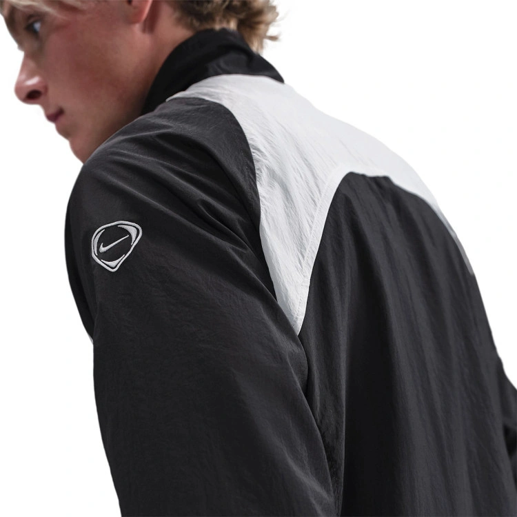 chaqueta-nike-chelsea-fc-fanswear-2025-2026-black-field-silver-field-silver-no-sponsor-3