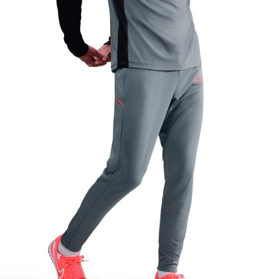 Pantaloni  Academy 25