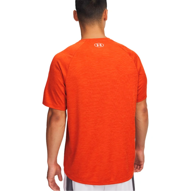 camiseta-under-armour-tech-textured-naranja-1