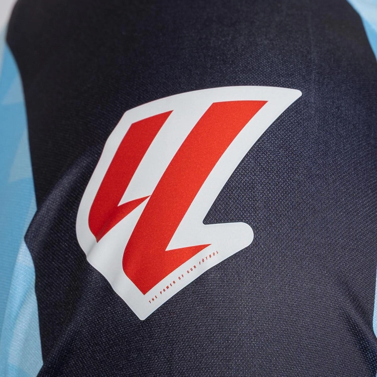 camiseta-soka-sociedad-deportiva-huesca-primera-equipacion-portero-2025-2026-sky-blue-black-7