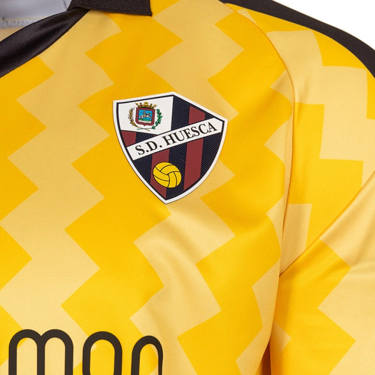 camiseta-soka-sociedad-deportiva-huesca-segunda-equipacion-portero-2025-2026-banana-yellow-black-4