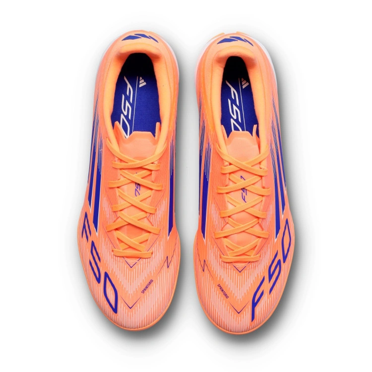 bota-adidas-f50-league-turf-naranja-5