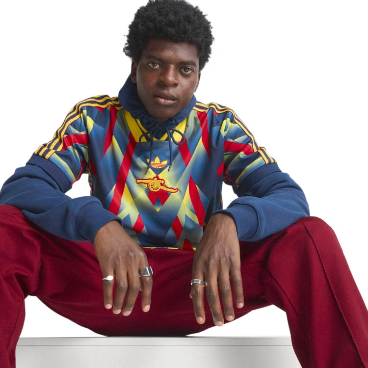 camiseta-adidas-arsenal-fc-lifestyler-fanswear-2025-2026-yellow-pure-ruby-night-indigo-4