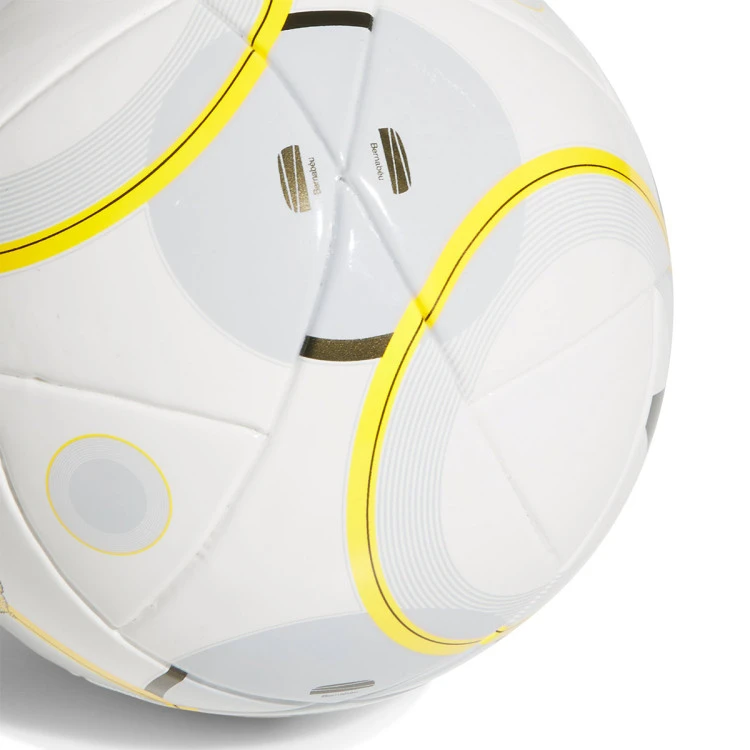 balon-adidas-mini-real-madrid-2025-2026-white-3