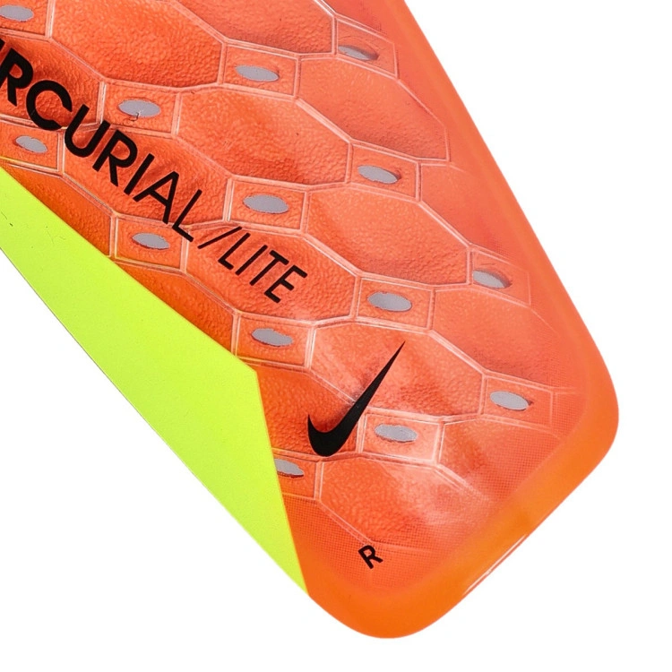 espinillera-nike-mercurial-lite-multicolor-2