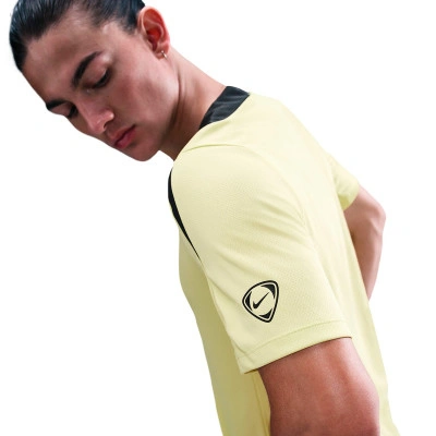 Maglietta Training Strike