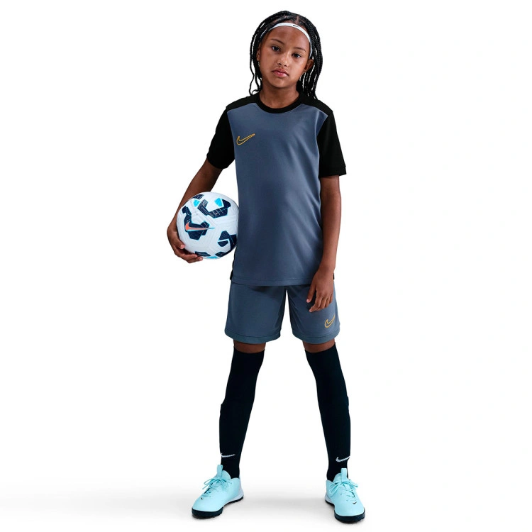 camiseta-nike-academy-diffused-blue-black-university-gold-universi-3