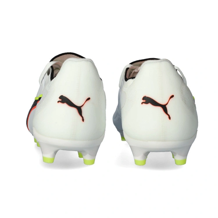 bota-puma-king-20-ultimate-fgag-puma-white-glowing-red-yellow-alert-4