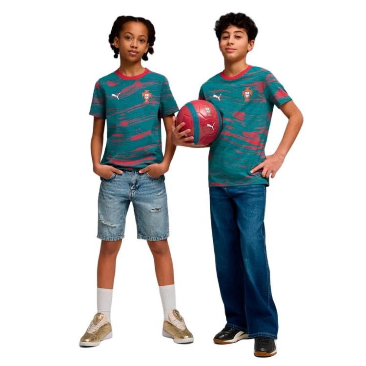 camiseta-puma-portugal-fanswear-mundial-2026-nino-club-red-green-lagoon-3