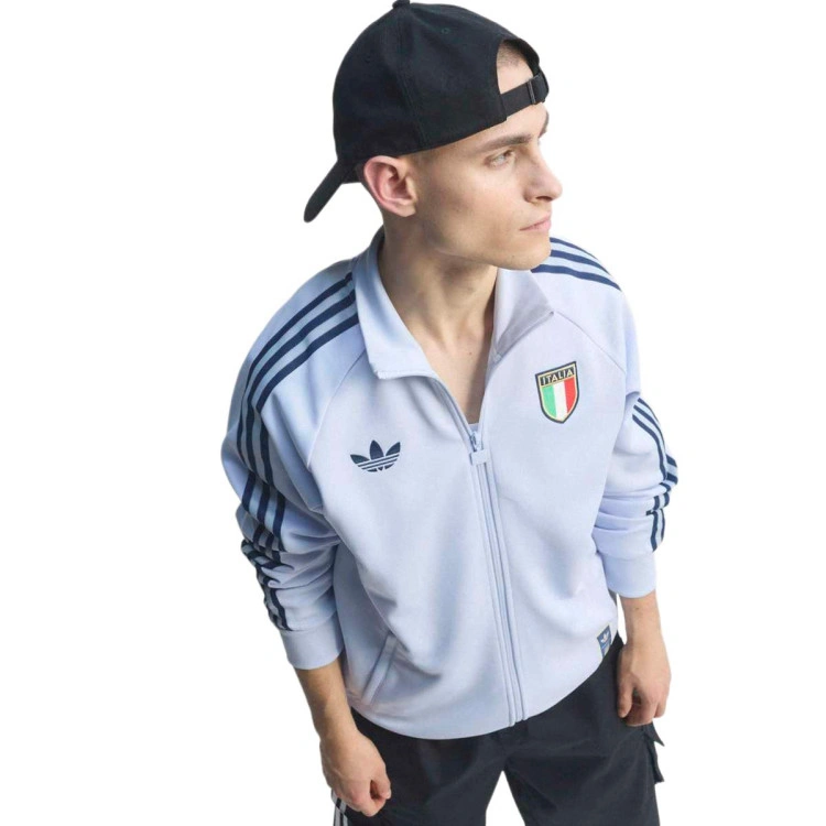 chaqueta-adidas-italia-fanswear-originals-adicolor-fanswear-mundial-2026-aero-blue-4