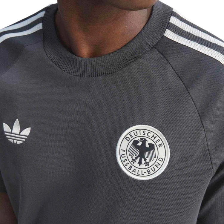 camiseta-adidas-germany-dfb-fanswear-originals-adicolor-fanswear-mundial-2026-utility-black-2