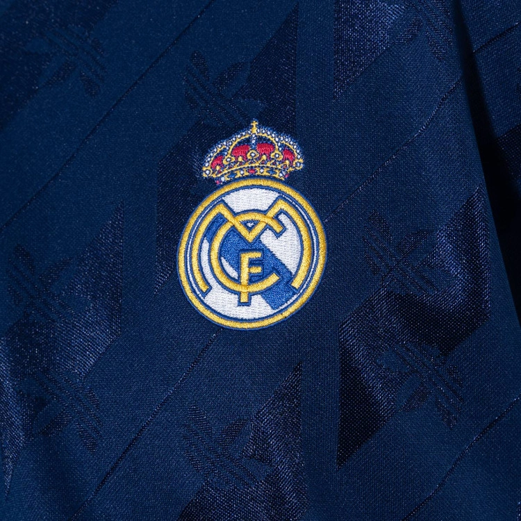 camiseta-adidas-real-madrid-originals-collection-fanswear-2025-2026-dark-blue-5