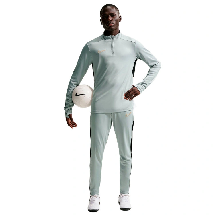 pantalon-largo-nike-dri-fit-academy-25-lt-smoke-grey-white-black-metallic-gold-3