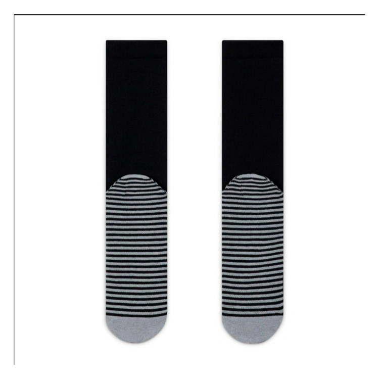 calcetines-nike-u-nk-strike-crew-wc22-team-black-white-2