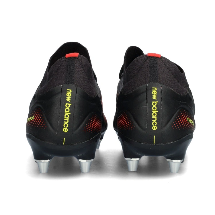bota-new-balance-tekela-pro-low-laced-sg-v5-negro-4
