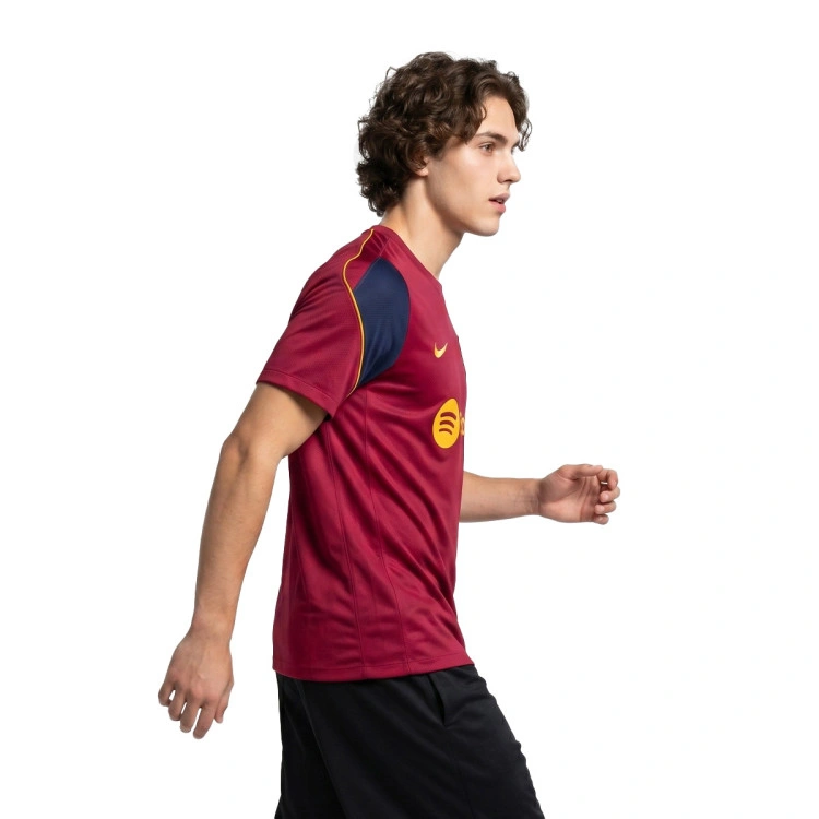 camiseta-nike-fc-barcelona-training-2026-2027-noble-red-1