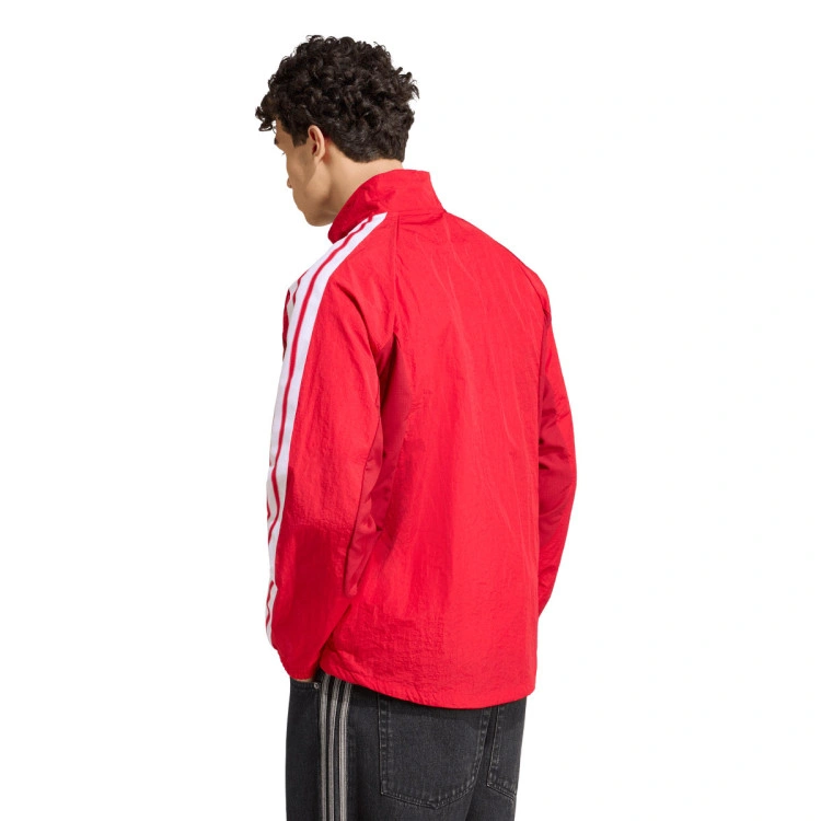 chaqueta-adidas-fc-bayern-pre-match-home-2026-2027-better-scarlet-team-victory-red-1