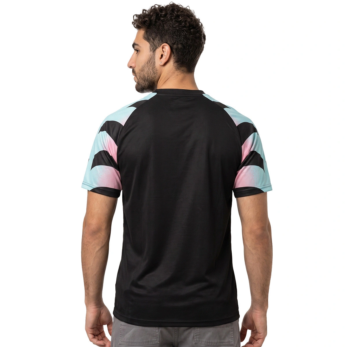camiseta-puma-palermo-pre-match-2026-2027-puma-black-electric-peppermint-1