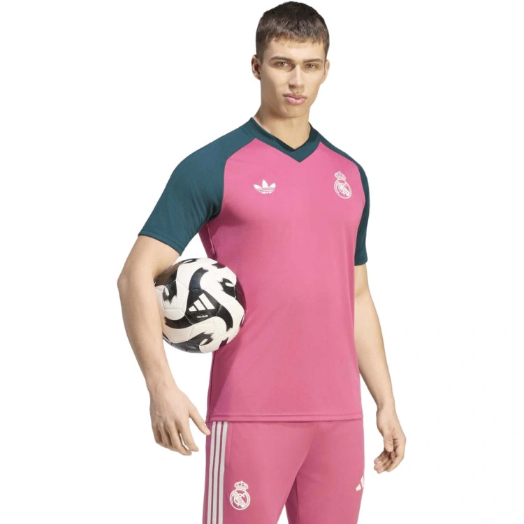 camiseta-adidas-real-madrid-pre-match-away-2026-2027-wild-pinkaurora-ivy-0