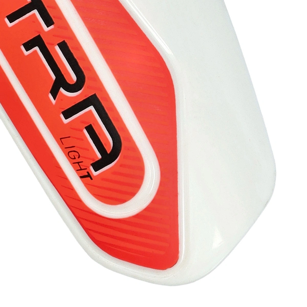 espinillera-puma-ultra-light-sleeve-blanco-2