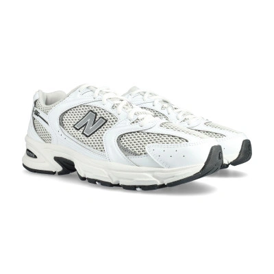 Sneakers 530