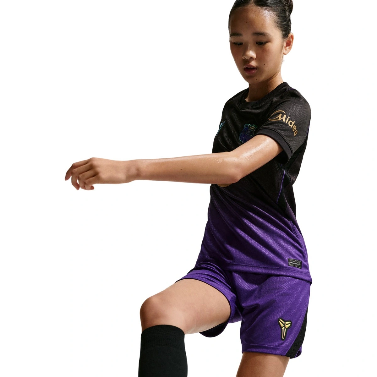 pantalon-corto-nike-fc-barcelona-segunda-equipacion-x-kobe-2026-2027-nino-purple-3