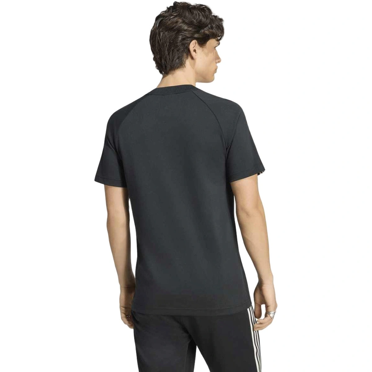 camiseta-adidas-juventus-fanswear-2026-2027-black-1