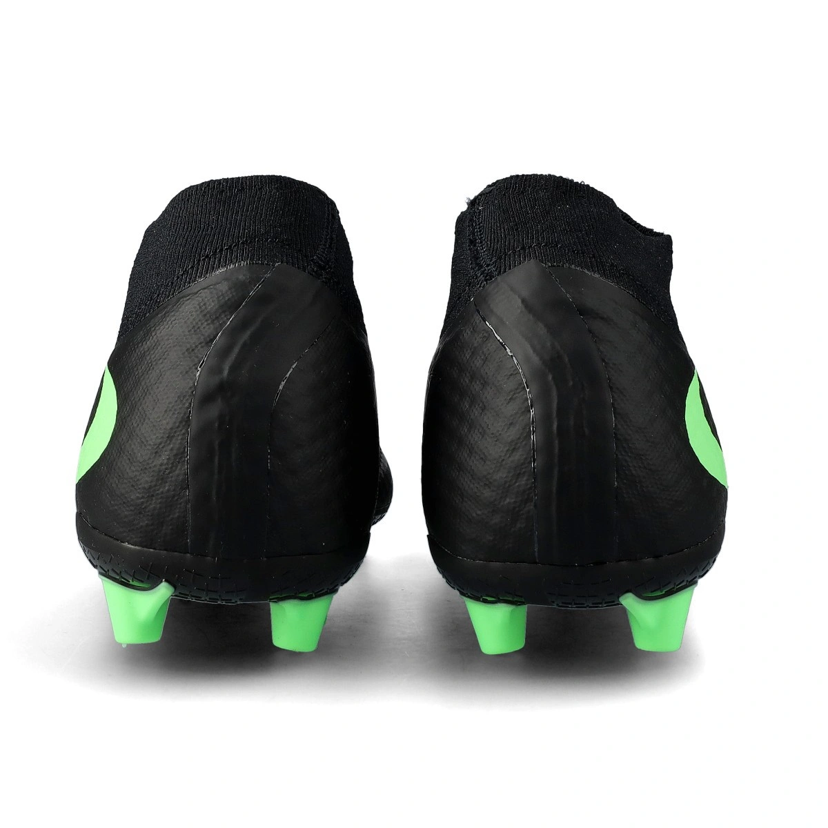 bota-nike-phantom-6-high-academy-ag-negro-4