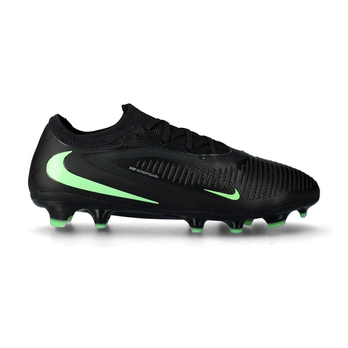 bota-nike-phantom-6-low-pro-fg-negro-1