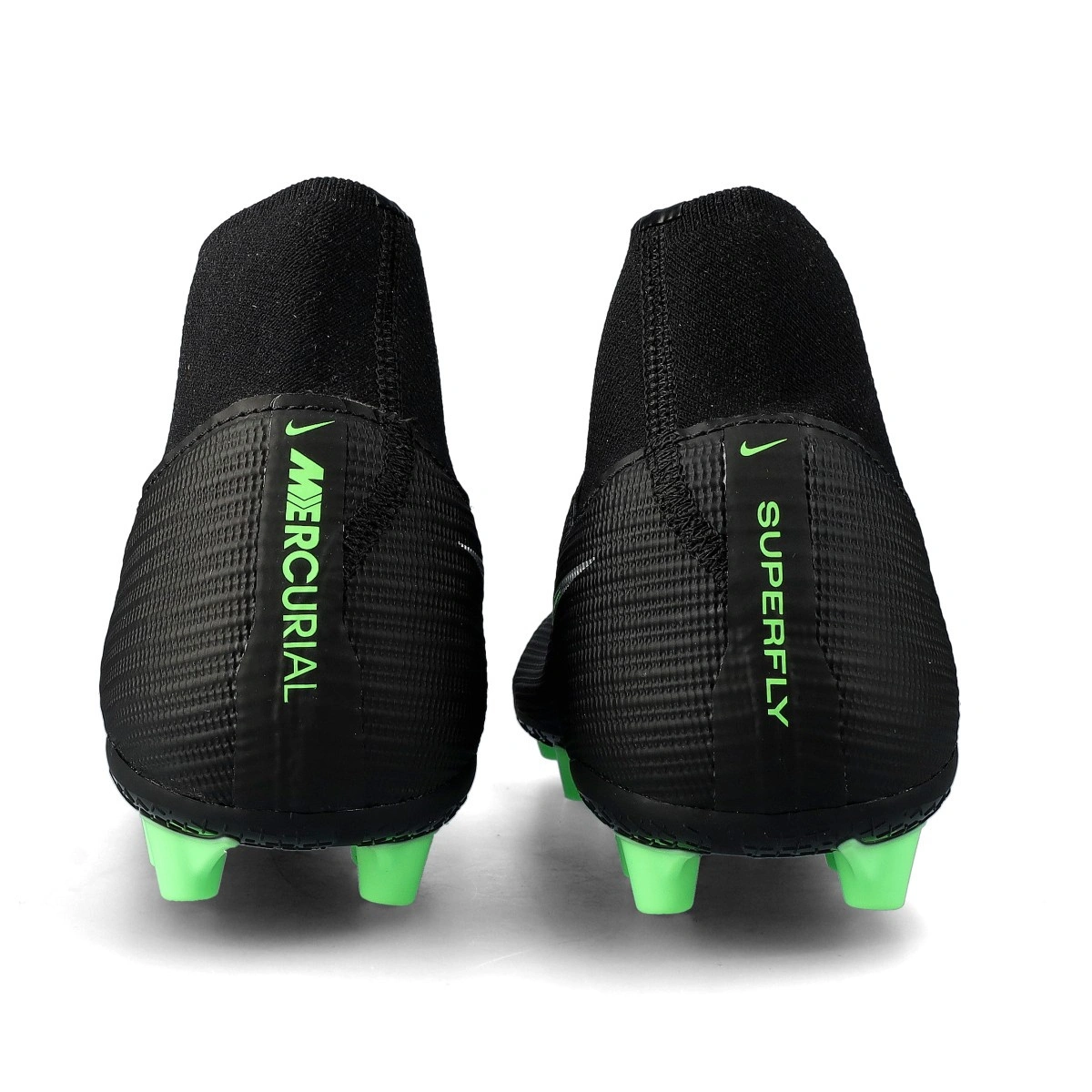 bota-nike-air-zoom-mercurial-superfly-11-academy-ag-negro-4