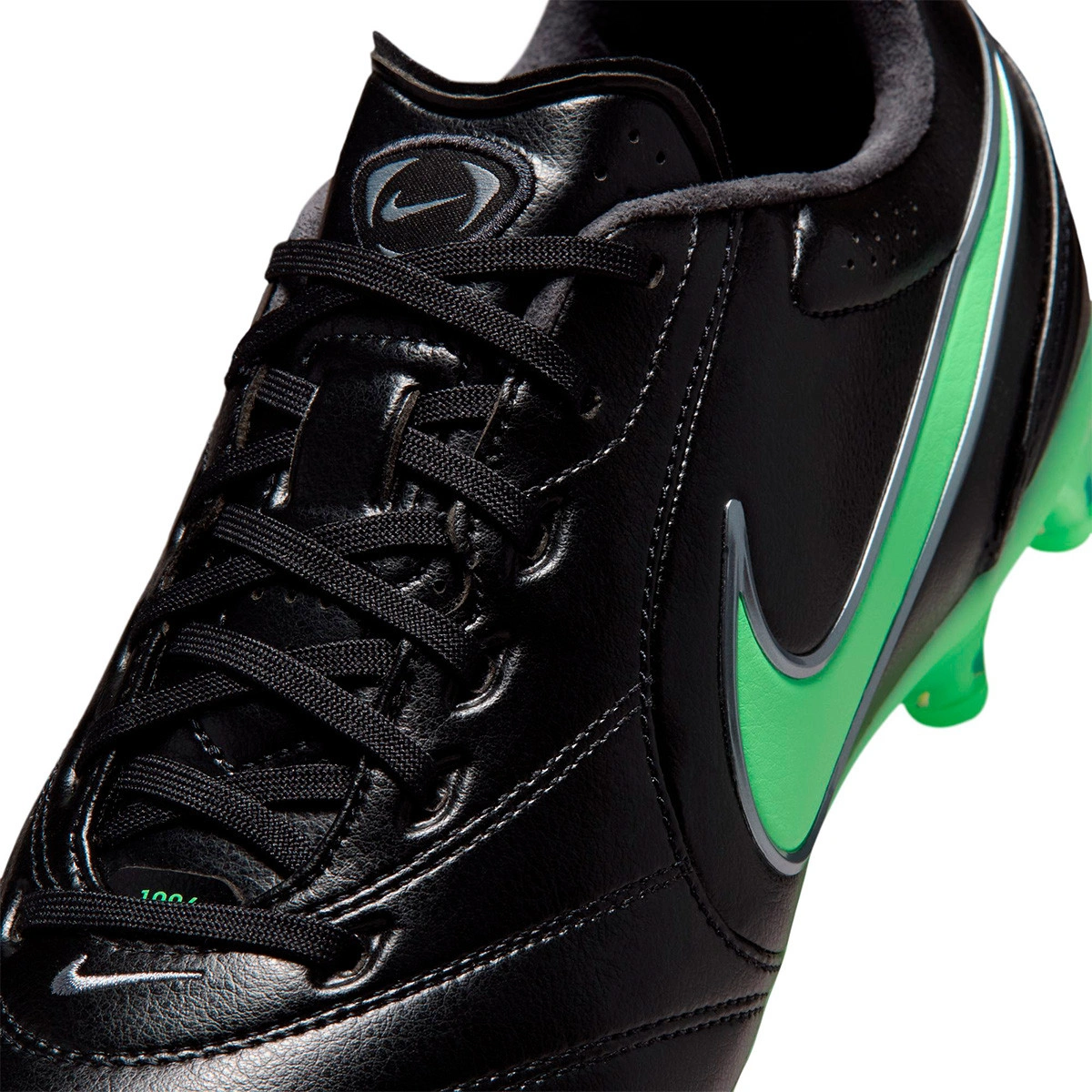 bota-nike-tiempo-ligera-pro-ag-black-illusion-green-black-6
