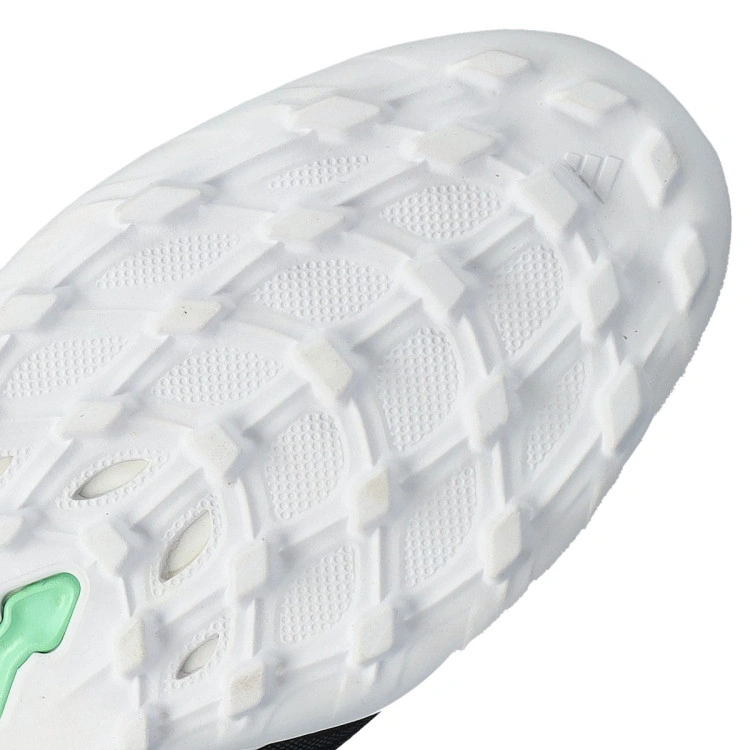 bota-adidas-predator-league-turf-negro-8