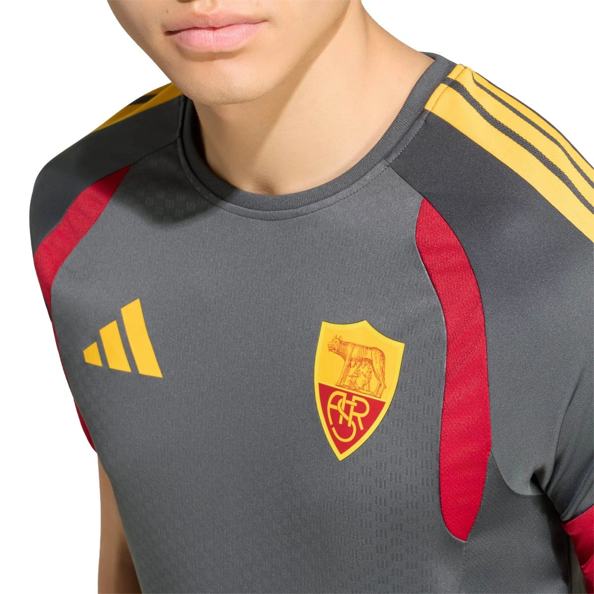 camiseta-adidas-as-roma-training-2026-2027-grey-sixteam-victory-red-2